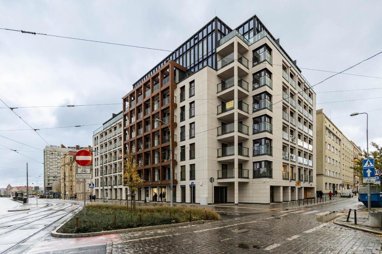 Klimatyzowany Apartament Very Berry Z Parkingiem W Poznaniu By Noclegi Renters Eksteriør bilde