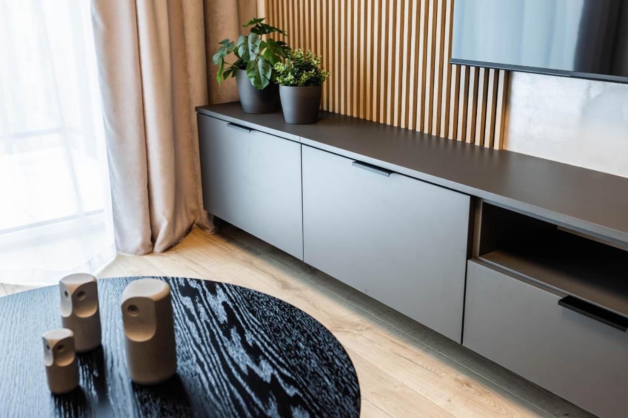 Klimatyzowany Apartament Very Berry Z Parkingiem W Poznaniu By Noclegi Renters Eksteriør bilde